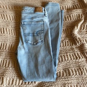 AMERICAN EAGLE NEXT LEVEL STRETCH JEANS